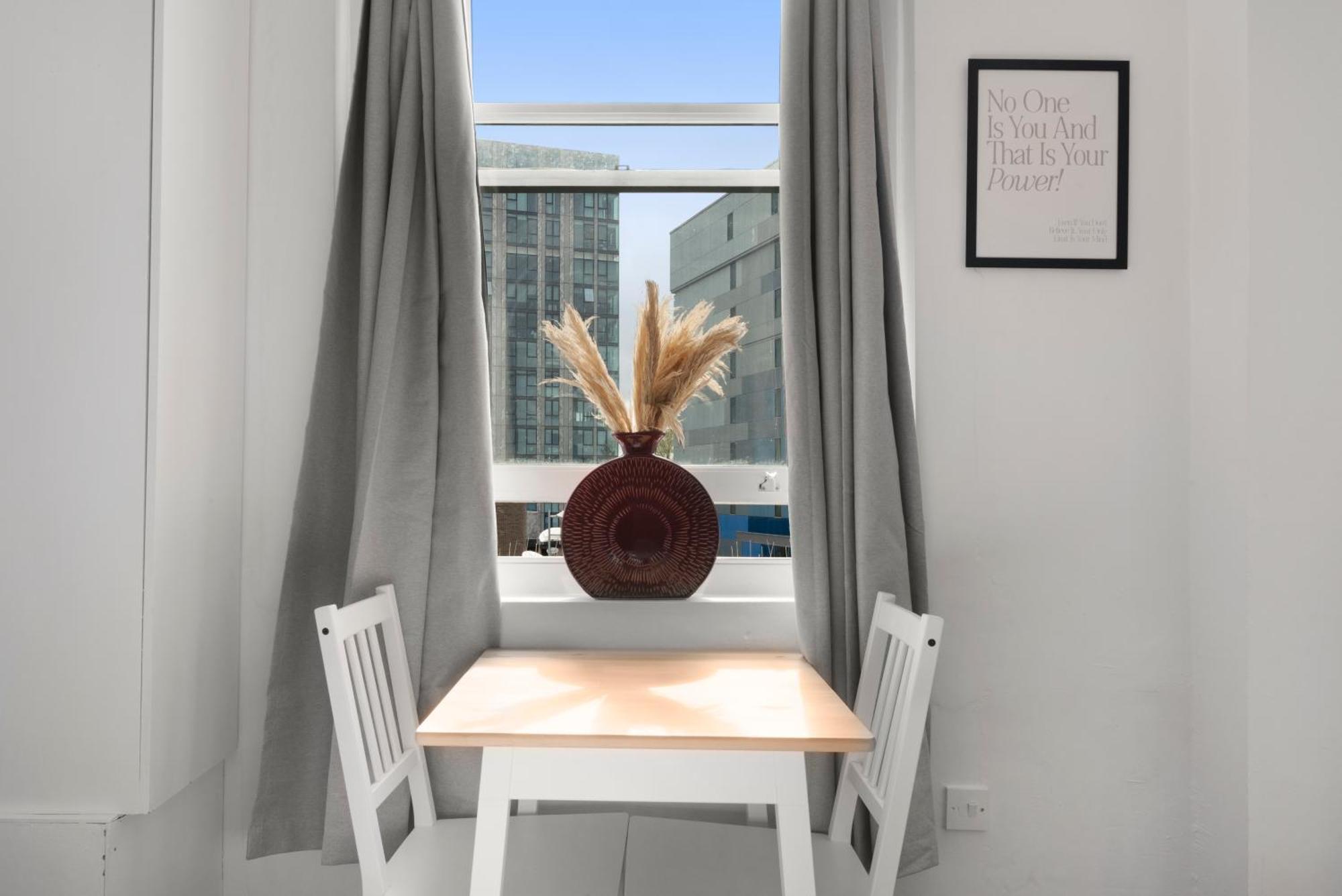 Archway Station Studios Лондон Экстерьер фото